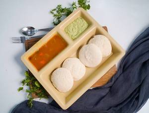 Idli Sambar (4Pcs]
