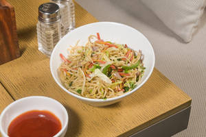 Veg Hakka Noodles