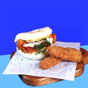 Crunchy fish bao