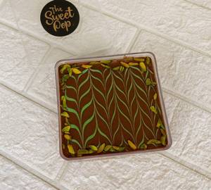 Dubai Pistachio Kunafa Brownie Tub
