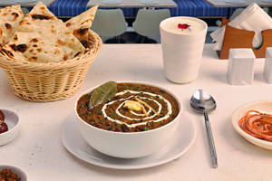 Dal Makhani+1 Butter Naan+chass+salad+mint Sauce