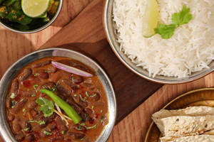 Rajma[300ml] + Steam Rice [ 450ml ] + Mint Chutney + Onion Salad