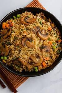 Veg Fried Rice+  Mushroom Chilli [H] Serve 1