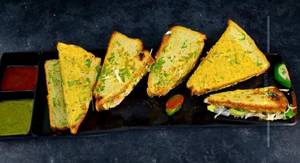 Aloo Masala Grilled Sandwich [Jumbo]