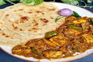 Kadhai Paneer With 1 Lachha Paratha