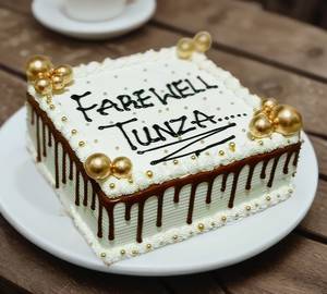 Golden Bol Butterscotch Square Shape Cake