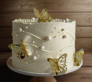 Butterfly Black Currant Fresh Cake