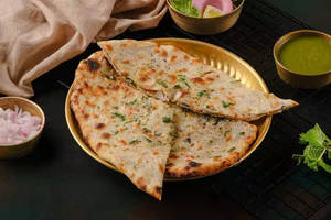 Onion Kulcha (2 Pcs)