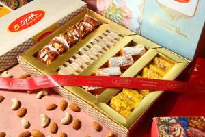 Kaju Mawa Mix (800 Grams, 1 Box)                                                                 