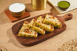 Jain Tandoori Aloo Butter Paratha