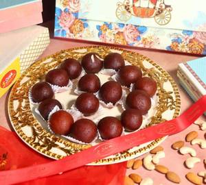 Dry Gulab Jamun
