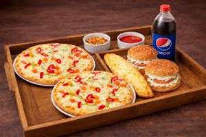 Peppy paneer pizza [7 inches] with garlic breadstick and pepsi soft beverage [750 ml]