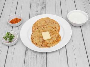 Onion Paratha With Plain Dahi