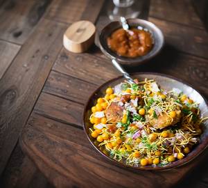 Ghughni Tikki Chaat