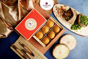 Besan Dry Fruit Laddu