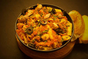 Chicken Arrabiatta (red Sauce) Pasta