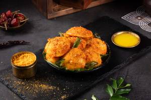 Ghee Podi Mini Idlis (Tossed)
