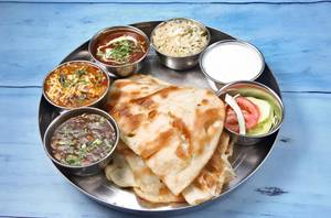 Veg Spl Thali