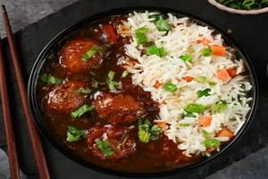 Fried Rice With Manchurian Gravy