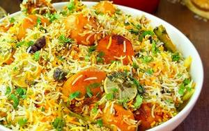 Aloo Dum Biryani [ 500 Ml] With Raita                                 