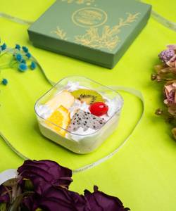 Fruit & Cream Dessert Box