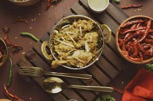 Murgh Dum Pukht [3 Pieces]
