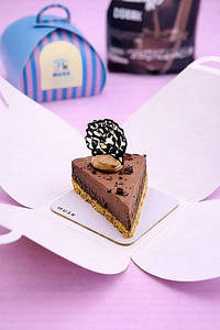 Chocolate Cheesecake Pastry Slice