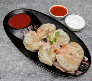 Pork momos [6 pieces]