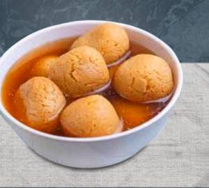 Hot Soft Nolen Gur Rosogolla (10Pcs)