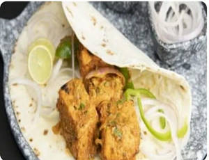 Paneer Tikka Roll (2pieces)