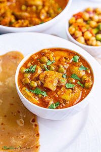 Mutter Paneer Mushroom