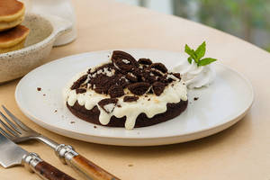 Oreo & Cream Cheese Pancake