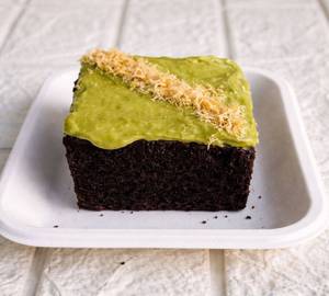 Pistachio Kunafa Brownie (Single Serve)