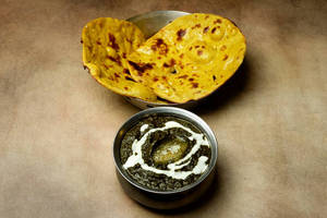 Makki Roti & Saag