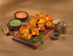 Tandoor Grilled Paneer Tikka [10 Pcs]