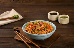 Veg Schezwan Noodles