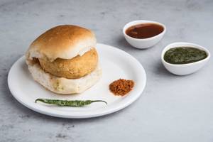 Butter Vada Pav