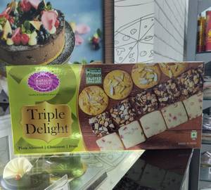 3In One Fruit Choconut Pistaalmond 600G Biscuits