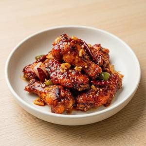 Chicken Wings In Hot 'N' Garlic Sauce