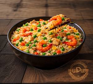Schezwan fried rice [non veg]