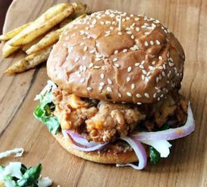 Crispy chicken burger