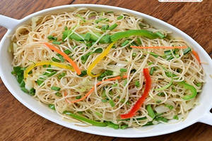 Veg Hakka Noodles