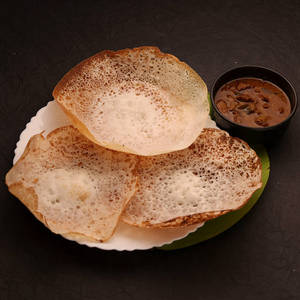 3 Appam + Poth