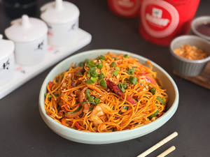 Veg Chilli Garlic Noodles