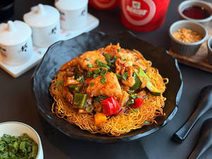 Chicken Pan Fried Noodles