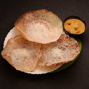 3 Appam + Chicken