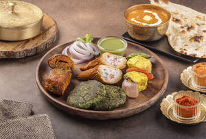 Shahi Veg Platter