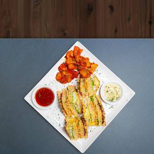 Club Sandwich Contains Pork