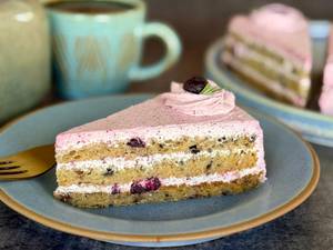 Mixed Berry Cake