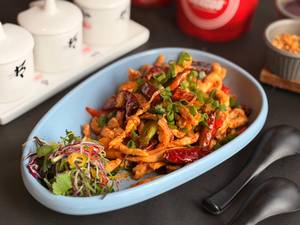 Shredded Chicken With Dry Red Chillies